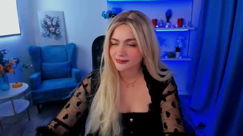 lesliemineg online show from 10-23-25, 08:29