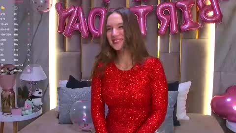 Leslie online show from 02-10-25, 05:47