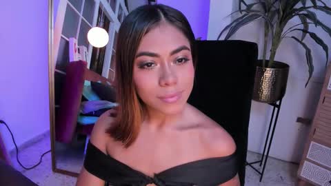 Lesly Bailey online show from 09-19-25, 11:33