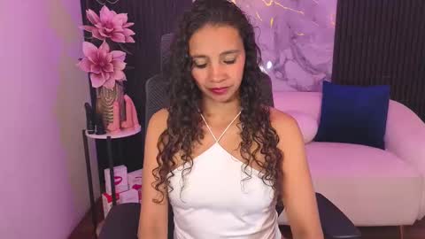 Lesly  online show from 09-24-25, 04:27