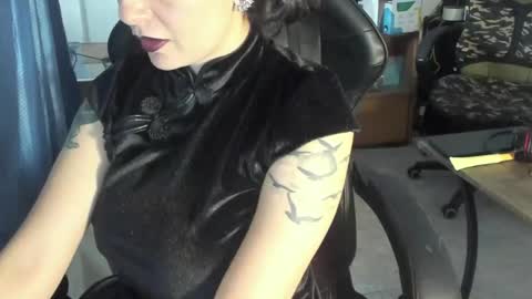 lestatdlion online show from 04-01-26, 01:41