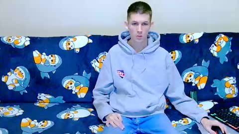 lester_broo online show from 01-08-26, 04:26