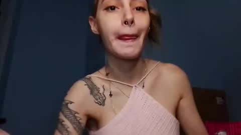 lesyawhite online show from 11-17-25, 12:22