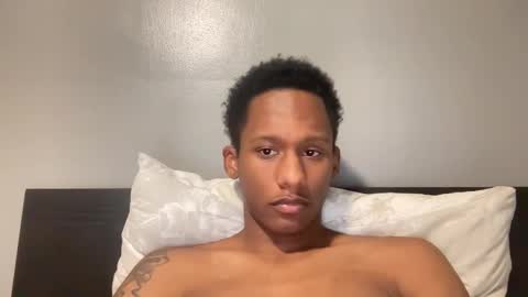 Snapshot of letmeeatup chatting on 12-23-24, 09:51 letmeeatup online show from 12-23-24, 09:51