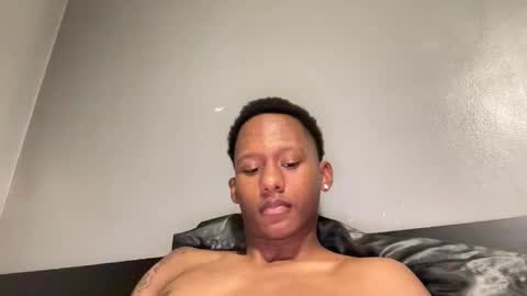 Snapshot of letmeeatup chatting on 10-07-25, 08:11 letmeeatup online show from 10-07-25, 08:11