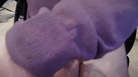 Snapshot of letmestrokeit chatting on 01-08-25, 08:07 letmestrokeit online show from 01-08-25, 08:07