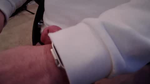 Snapshot of letmestrokeit chatting on 01-10-25, 07:32 letmestrokeit online show from 01-10-25, 07:32