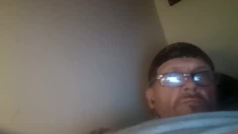 Snapshot of letsbate69r chatting on 03-11-25, 02:32 letsbate69r online show from 03-11-25, 02:32