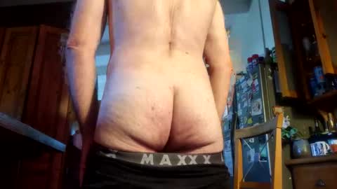 Snapshot of letsrockon chatting on 12-17-25, 03:56 Lets Rock online show from 12-17-25, 03:56