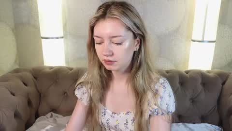 Snapshot of lettablush chatting on 01-09-25, 12:30 letta online show from 01-09-25, 12:30