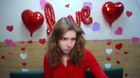 Snapshot of letty_curly chatting on 02-13-25, 09:30 letty_curly online show from 02-13-25, 09:30