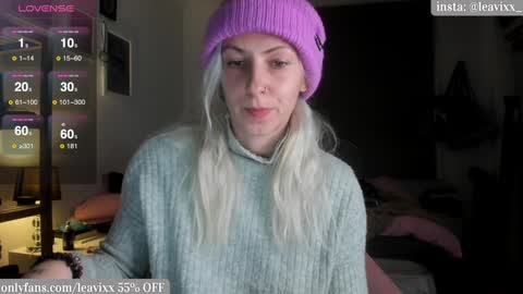 LeaVixx online show from 01-13-25, 09:31