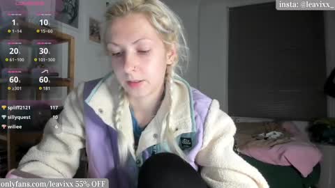 LeaVixx online show from 03-11-25, 09:48