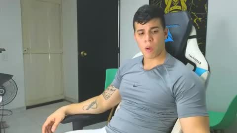 Snapshot of levelingg chatting on 03-11-25, 02:43 levelingg online show from 03-11-25, 02:43