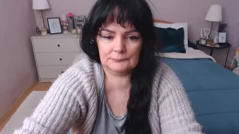 Mary online show from 01-09-26, 12:41