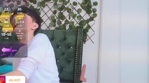 Levi  online show from 01-20-25, 04:45