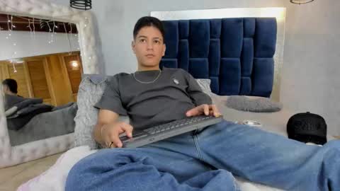 LevySteven online show from 11-29-25, 04:37