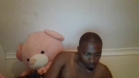 Snapshot of lewinskytheone chatting on 02-21-25, 04:07 lewinskytheone online show from 02-21-25, 04:07