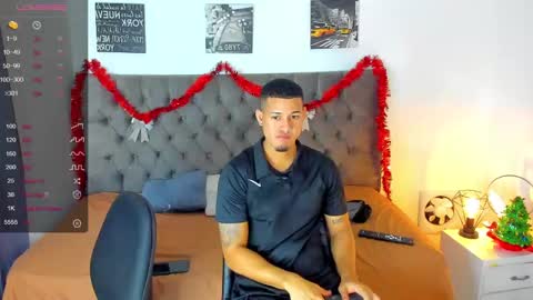 Snapshot of lewishamiltom chatting on 12-14-24, 07:25 lewis online show from 12-14-24, 07:25
