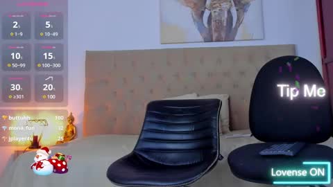 Snapshot of lewishamiltom chatting on 02-11-25, 12:49 lewis online show from 02-11-25, 12:49