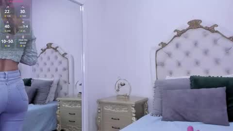 Snapshot of lexa_25_ chatting on 11-13-25, 11:42 online show from 11-13-25, 11:42