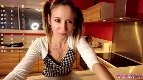 Snapshot of lexa_del_mar chatting on 12-09-24, 07:39 Lexa del mar online show from 12-09-24, 07:39