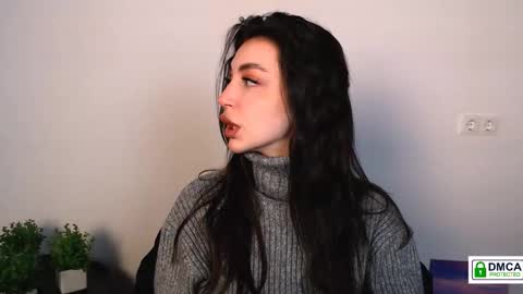 Alexia online show from 10-18-25, 12:06