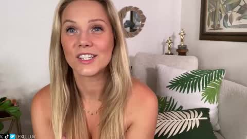 Lexi online show from 10-11-25, 05:28
