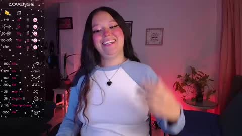 Lexie Thompson   8pm  0000am -5 online show from 02-14-25, 04:04