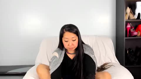 Lexie Mack online show from 12-13-24, 04:54