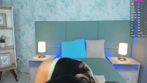 Lexie Thompson  online show from 10-03-25, 12:02