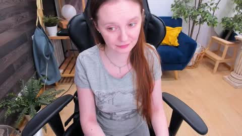 Lexi online show from 03-12-25, 09:55