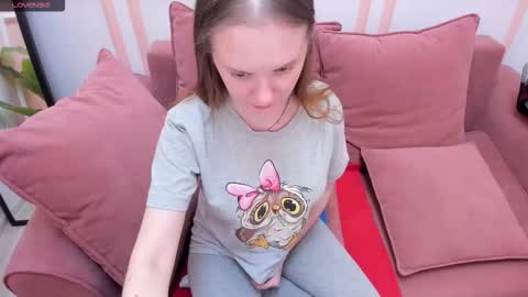 Lexi online show from 10-15-25, 07:08