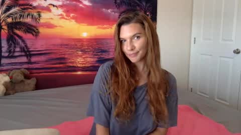 Snapshot of lexiial0 chatting on 09-22-25, 03:25 Alexia L. online show from 09-22-25, 03:25