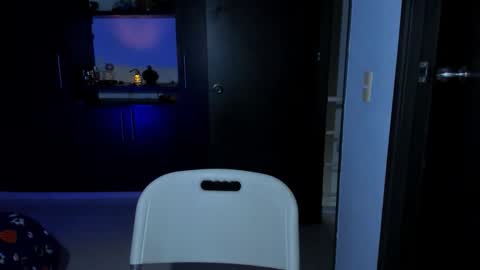 lexmiller18 online show from 10-30-25, 10:43