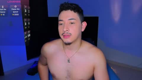 lexmiller18 online show from 11-20-25, 02:34