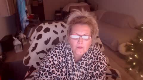 Hannah online show from 01-12-26, 12:38