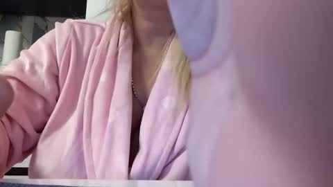 Hannah online show from 02-14-26, 10:06