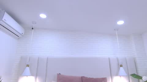 Snapshot of lexxi_gb chatting on 11-19-25, 03:50 lexxi_gb online show from 11-19-25, 03:50