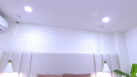 Snapshot of lexxi_gb chatting on 11-20-25, 04:23 lexxi_gb online show from 11-20-25, 04:23