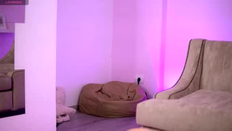 Snapshot of lexxievixxen chatting on 10-09-25, 09:24 Lexie online show from 10-09-25, 09:24