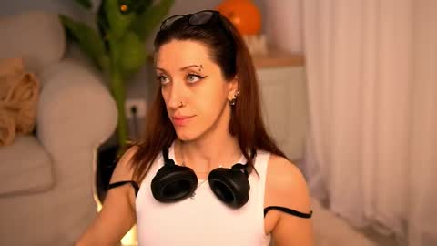 Snapshot of lexxievixxen chatting on 11-14-25, 10:29 Lexie online show from 11-14-25, 10:29