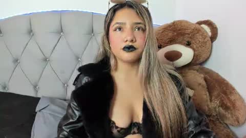 lexy__0910 online show from 11-11-25, 02:17