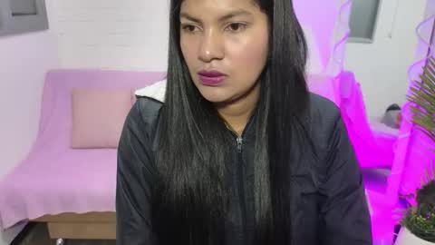 Snapshot of lexy_tay chatting on 11-12-25, 11:32 lexy_tay online show from 11-12-25, 11:32