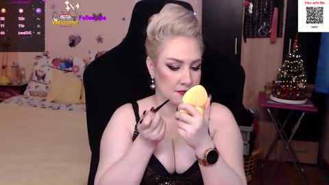 Lexy online show from 12-29-24, 01:06