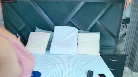 Lexy online show from 11-12-25, 07:57