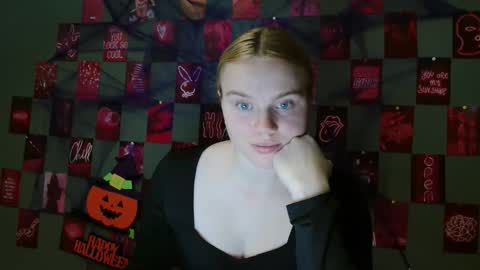 Leyla online show from 10-06-25, 06:33