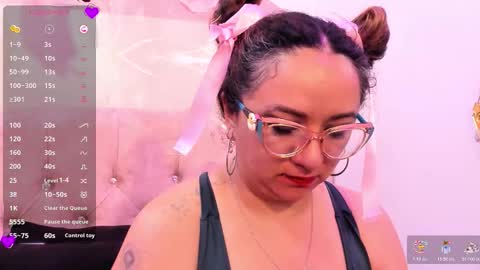 Leyla smithh online show from 10-30-25, 12:17