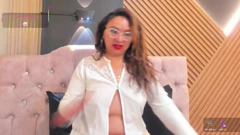 Leyla smithh online show from 11-15-25, 12:45