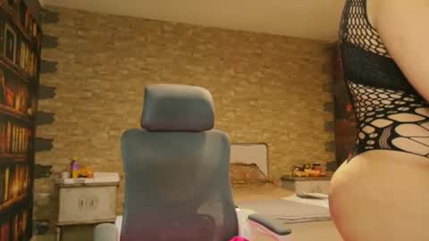 Leyla online show from 03-03-26, 06:52